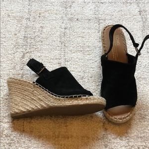 Tom Black Wedge